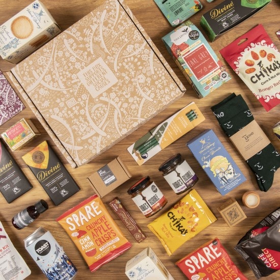 Personalised gift box UK with vegan gifts and sustainable products – Social Stories Club