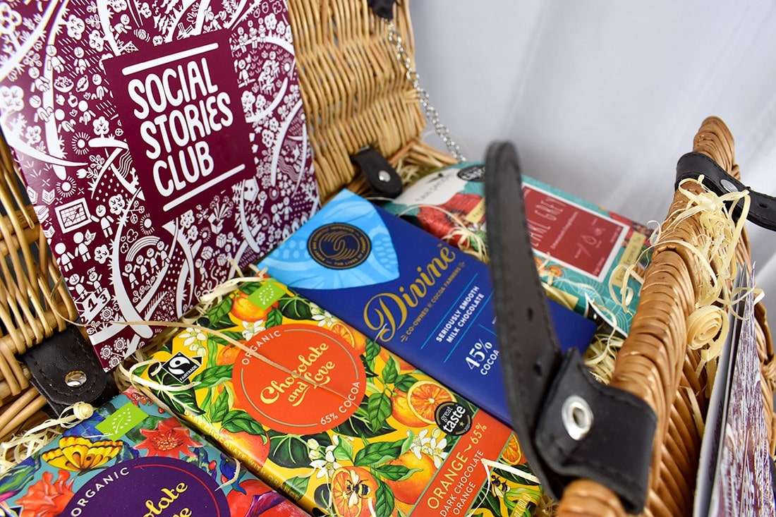Five Reasons to Give Sustainable Gift Hampers for Teams at a Corporate Event