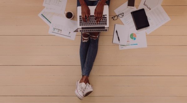 Should I Send Employee Gift Boxes to Staff Working From Home? - Social Stories Club