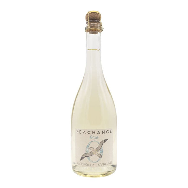 Alcohol-free sparkling wine with hints of elderflower, crisp apple, and summer mint, included in the Wine Gift Box.