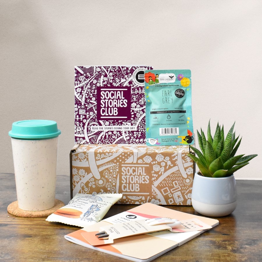 Employee Onboarding Gift Box. Best corporate gifts. Sustainable employee gift box. Ethical employee gift box.